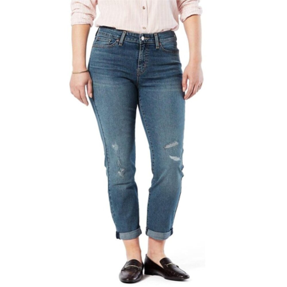 Levi Mid Rise Slim Boyfriend Jeans size 6